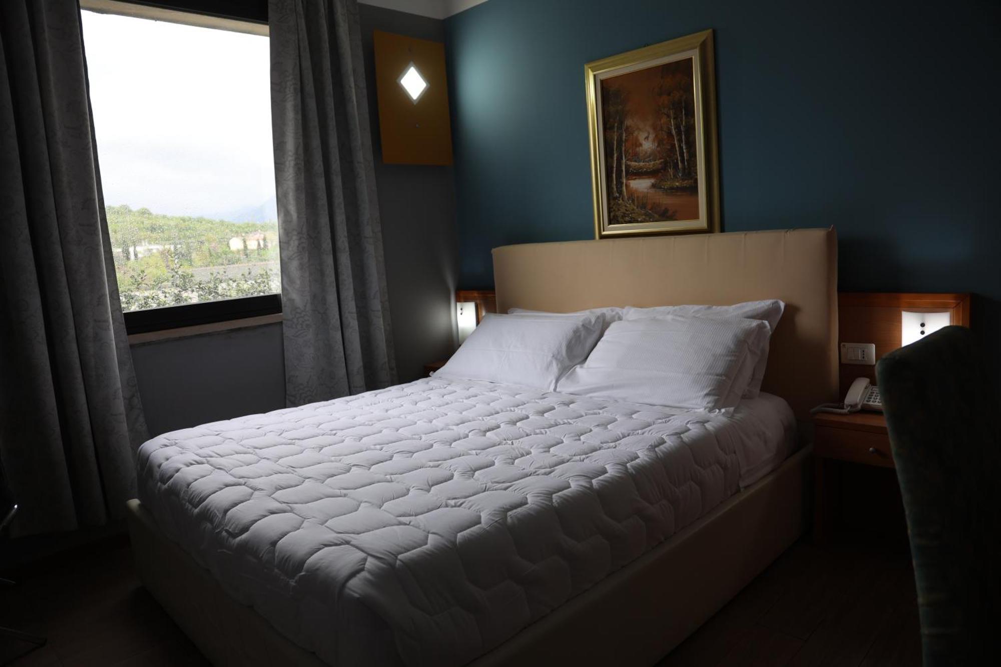 Garda Hotel 3*